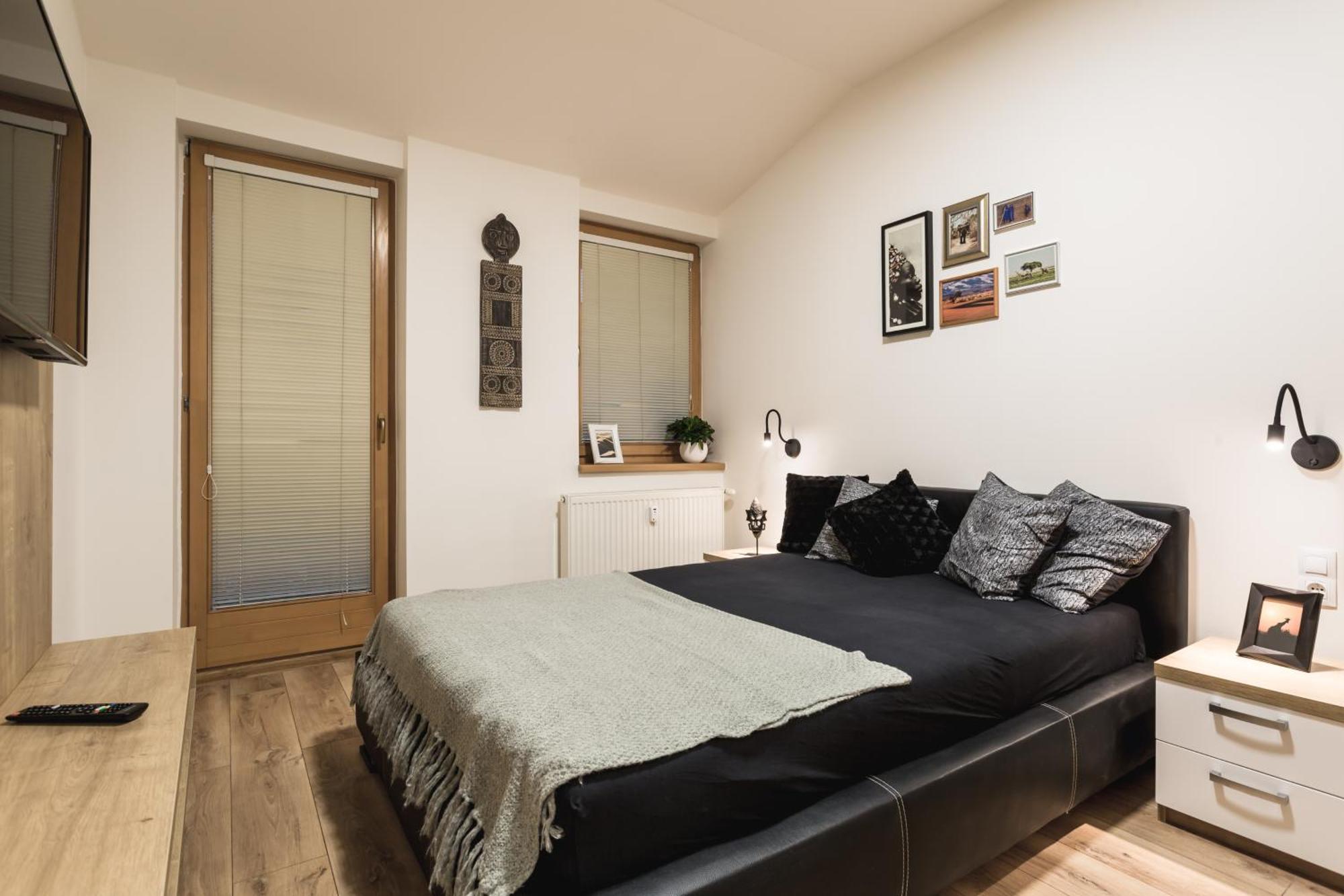 Flexihome Sk - Komenskeho - Private Parking Spot - Ultra Modern And Stylish Košice Δωμάτιο φωτογραφία